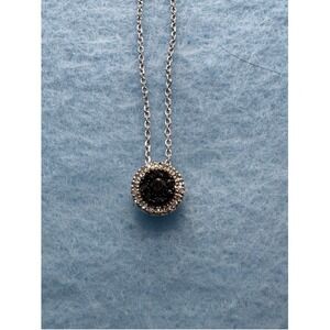 Natural mind, black diamond necklace